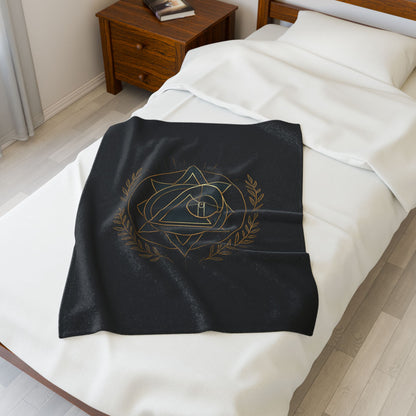 Gothic Velvet Plush Blanket - Cozy Décor for Gaming Lovers