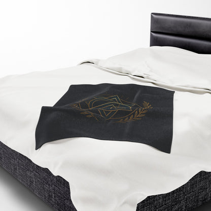 Gothic Velvet Plush Blanket - Cozy Décor for Gaming Lovers