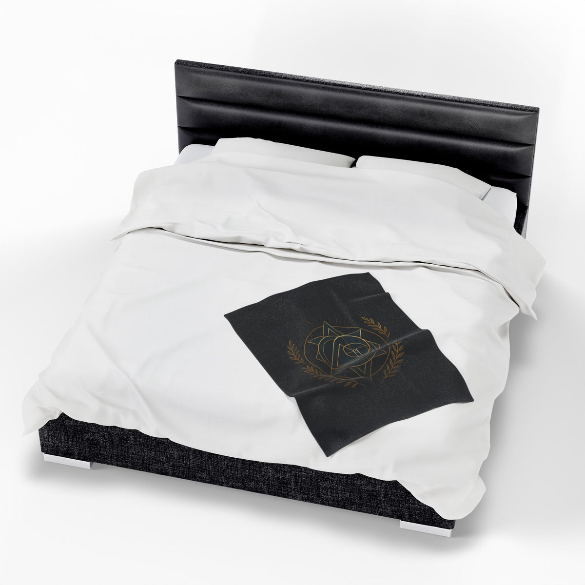Gothic Velvet Plush Blanket - Cozy Décor for Gaming Lovers